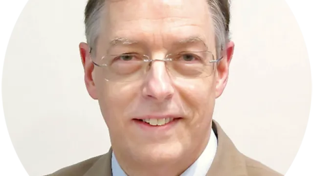 Dirk Peters rund