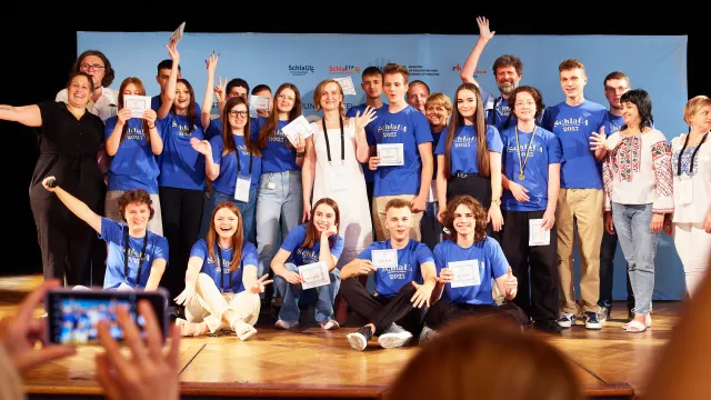 [DE Copy] 120719_SchlaU_Schule_header