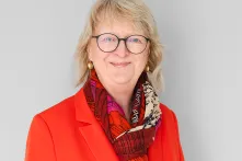 Kerstin_Lohse-Friedrich_headshot_494_800px.png