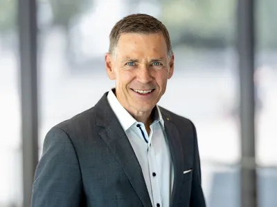 Porträt Christoph Kübel