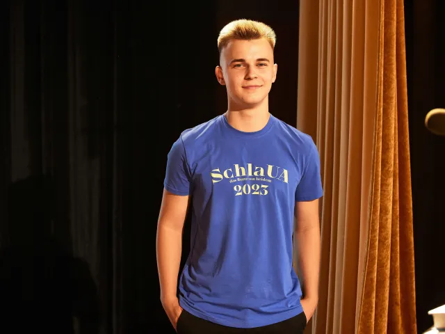 [DE Copy] Bhodan Hlahola