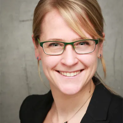 Dr. Danielle Gluns 