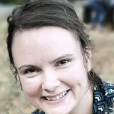 Prof. Simone Lehrl